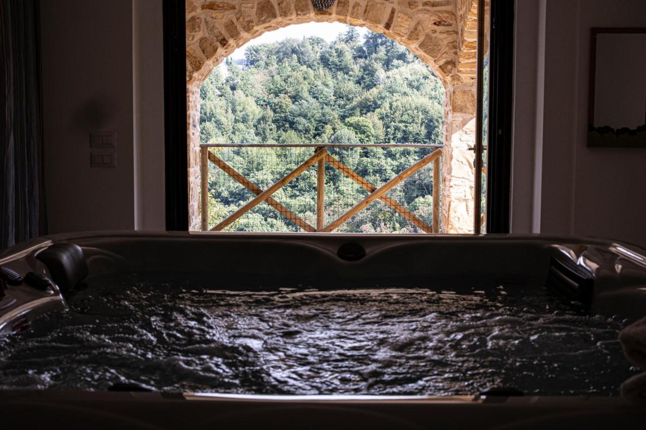 Villa Ermelinda - Piscina Privata E Jacuzzi Castelraimondo Екстериор снимка