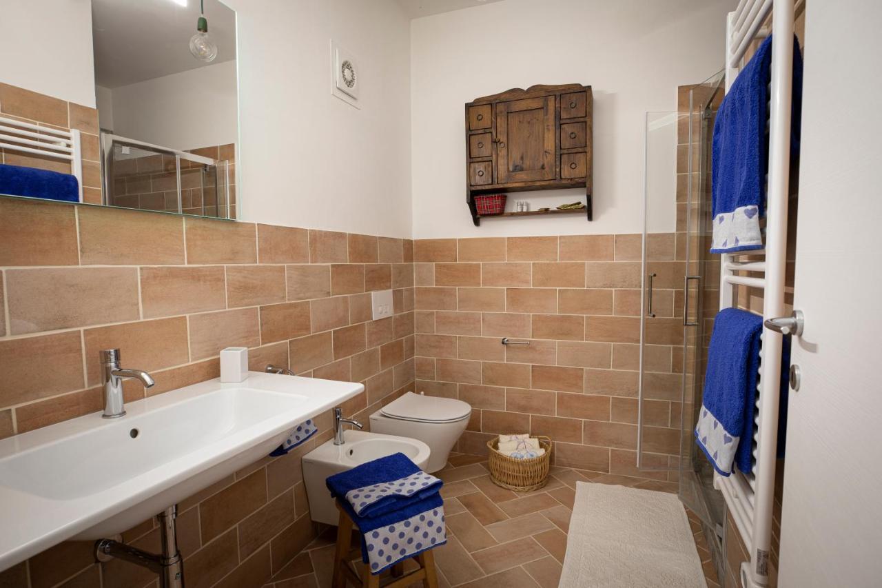 Villa Ermelinda - Piscina Privata E Jacuzzi Castelraimondo Екстериор снимка